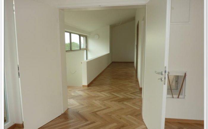Blick v. Wohnzimmer-Foyer